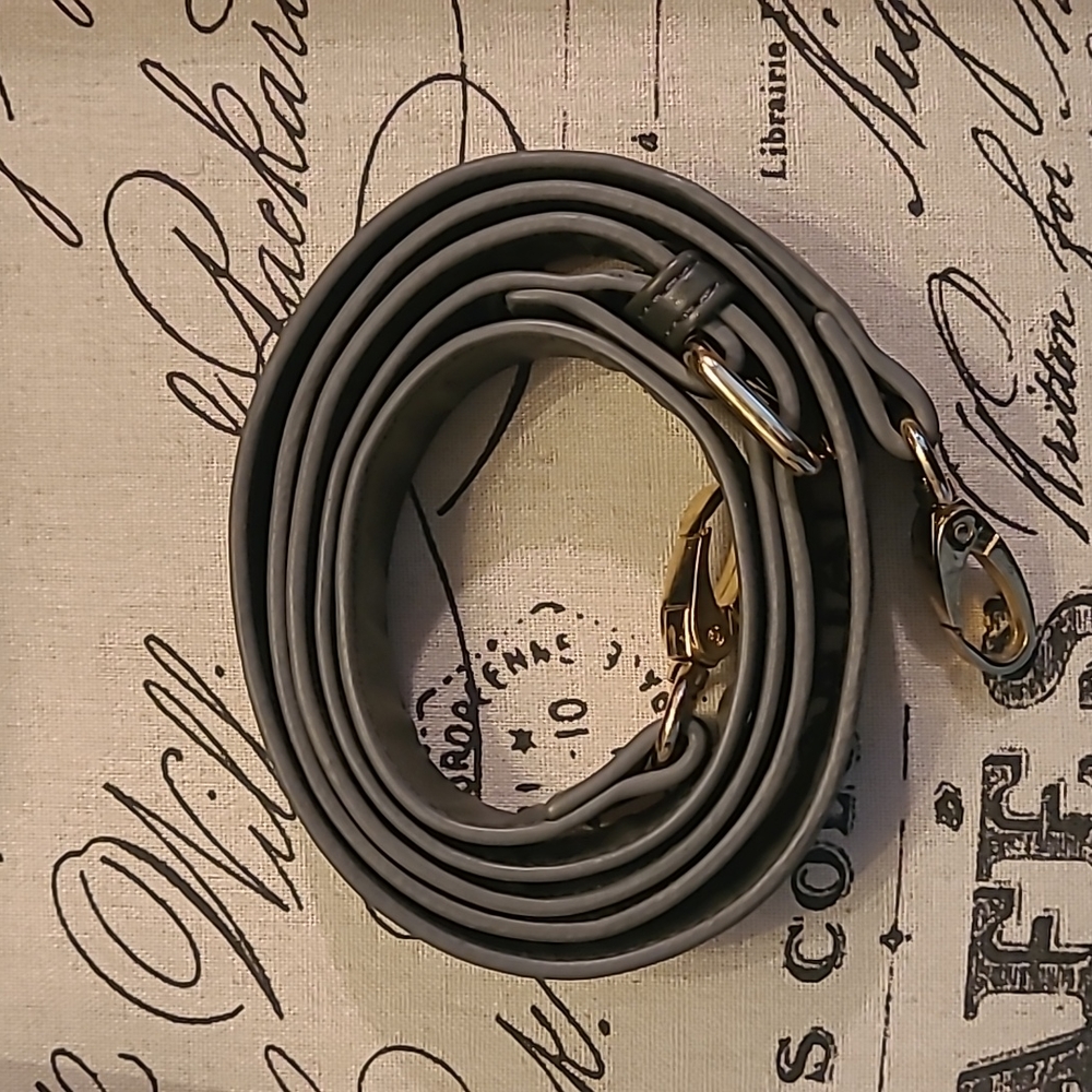 Satchel - Picture 5 of 5